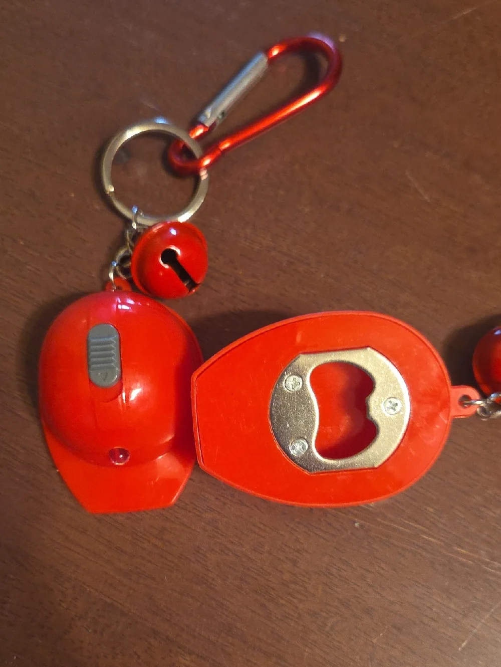 3-in-1 Keychain-bottle Opener- Ked Flashlig - Picture 1 of 4